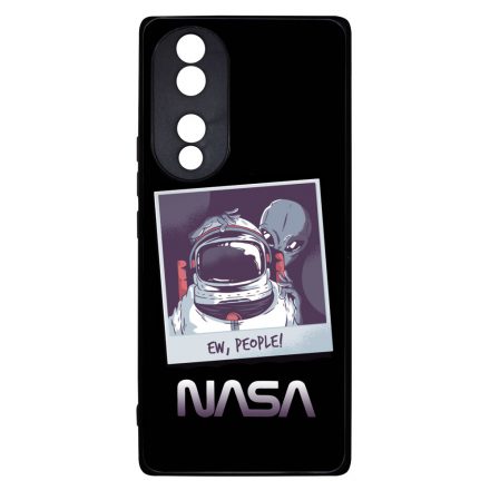 Ew, People NASA Honor 70 tok